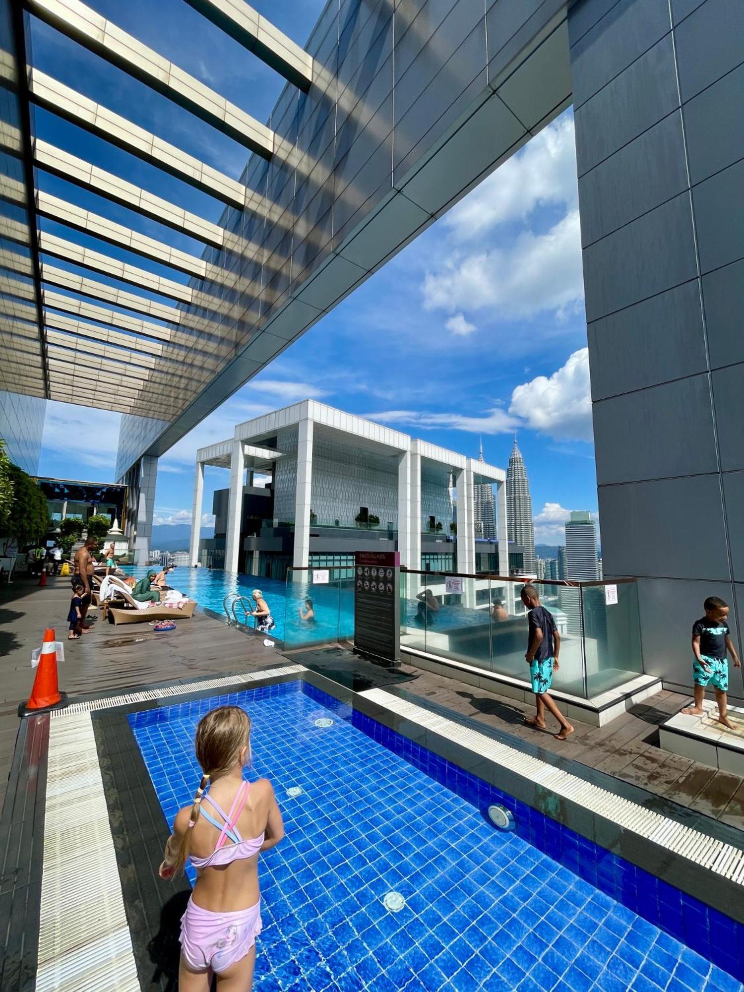 Platinum Klcc By Luxury Suites クアラルンプール エクステリア 写真